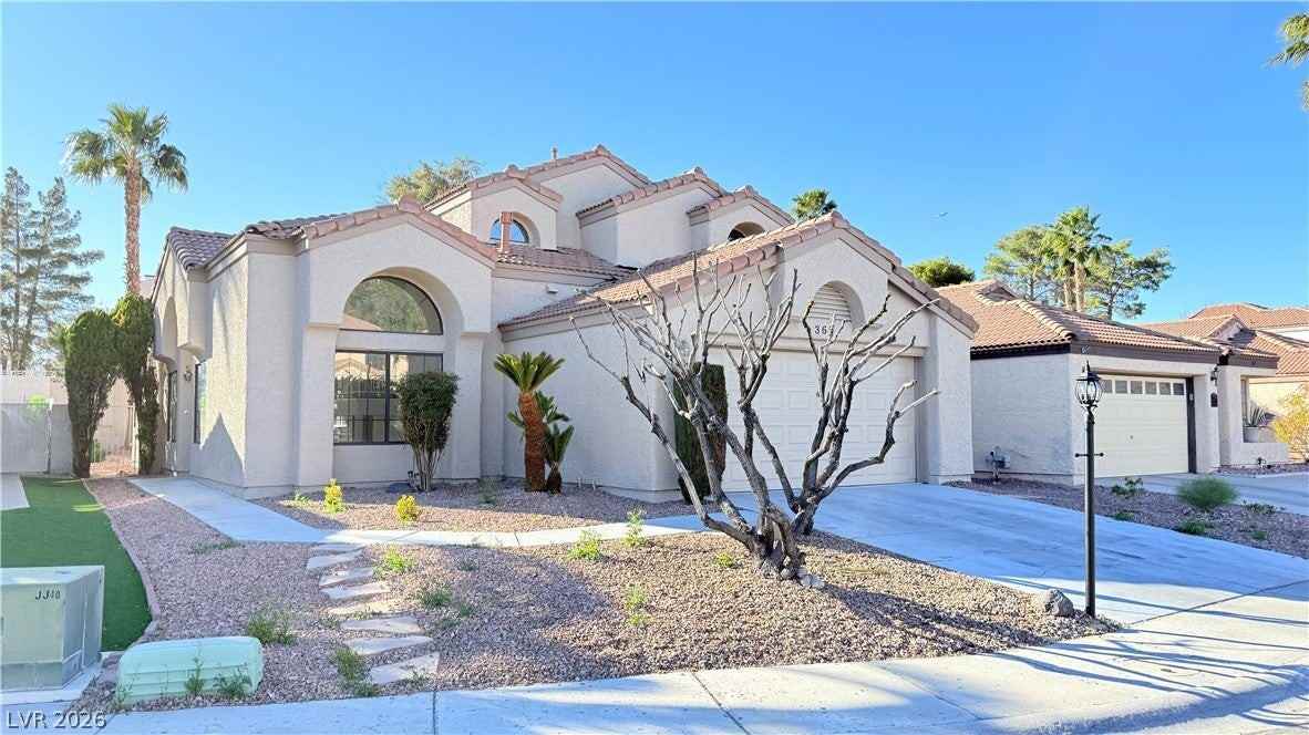 365 Peach Tree Dr - Photo 2 of 26