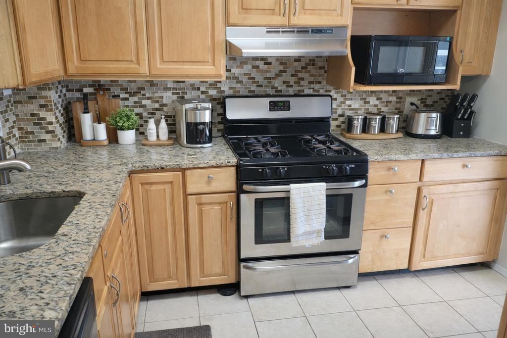 2624 Redcoat Dr ##159 - Photo 2 of 27