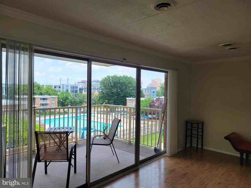 2624 Redcoat Dr ##159 - Photo 7 of 27