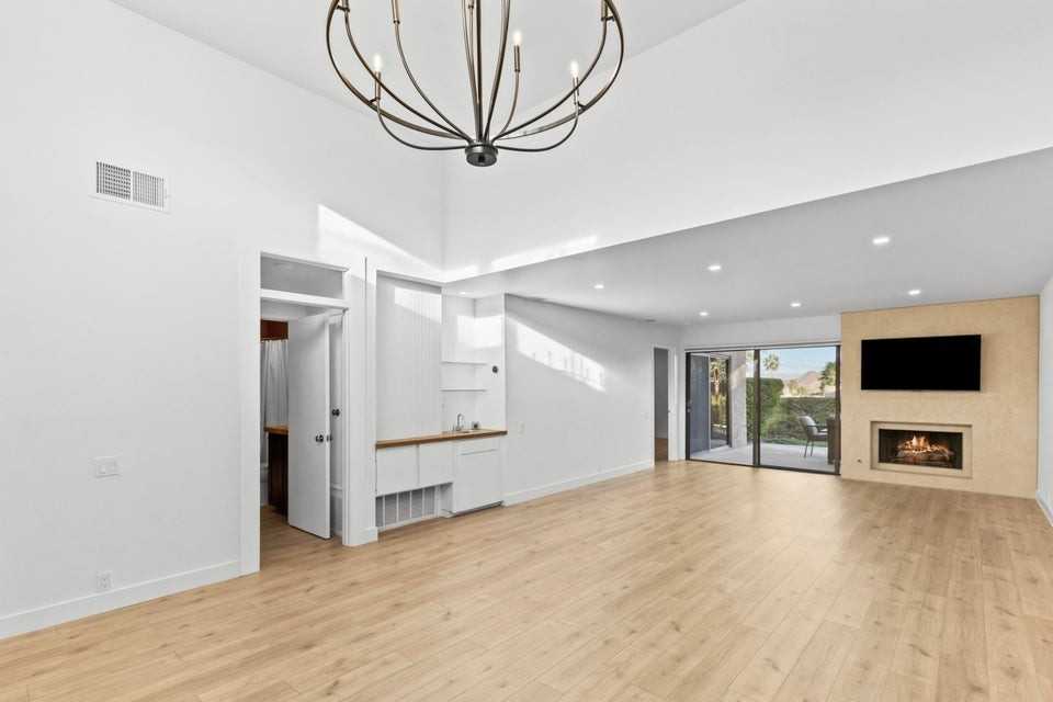 48980 Wildwood Ln - Photo 2 of 39