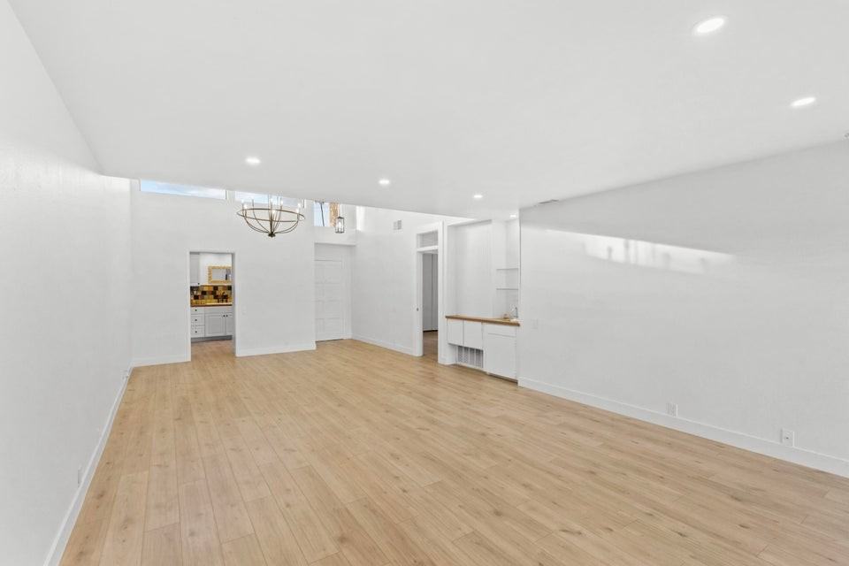 48980 Wildwood Ln - Photo 7 of 39