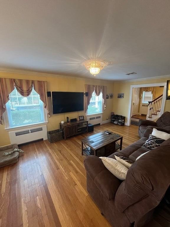 54 Mystic St - Photo 3 of 28