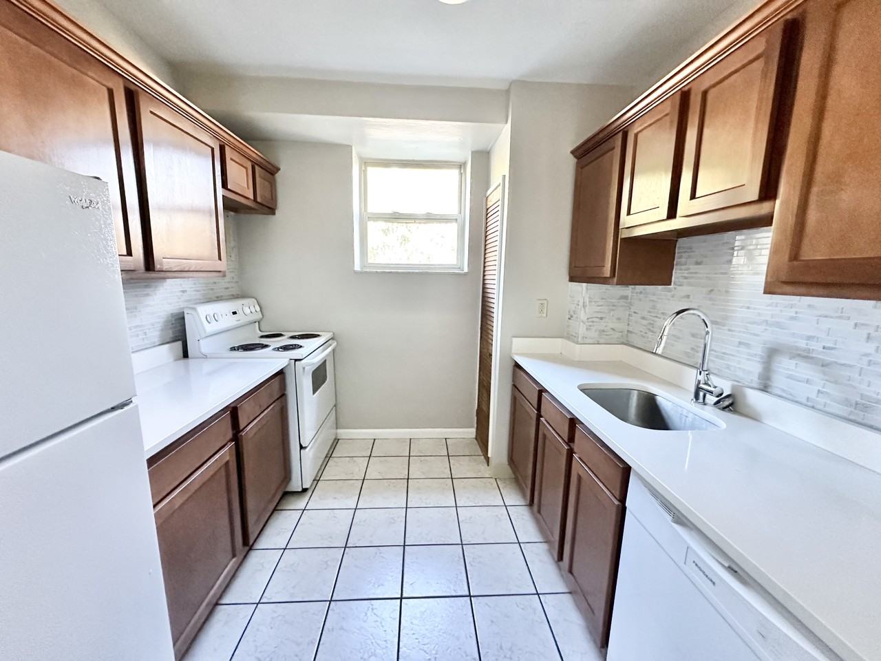 106A Mcknight Cir #A106 - Photo 3 of 13