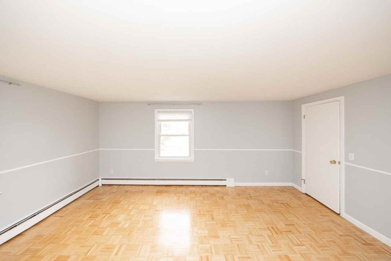 48 Ray St Unit 2 - Photo 3 of 13