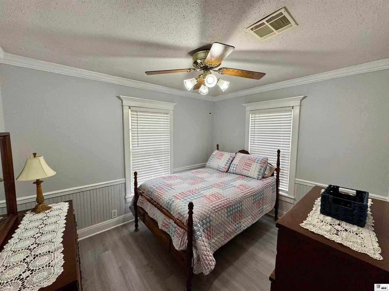 2417 N 9th St - Photo 6 of 8