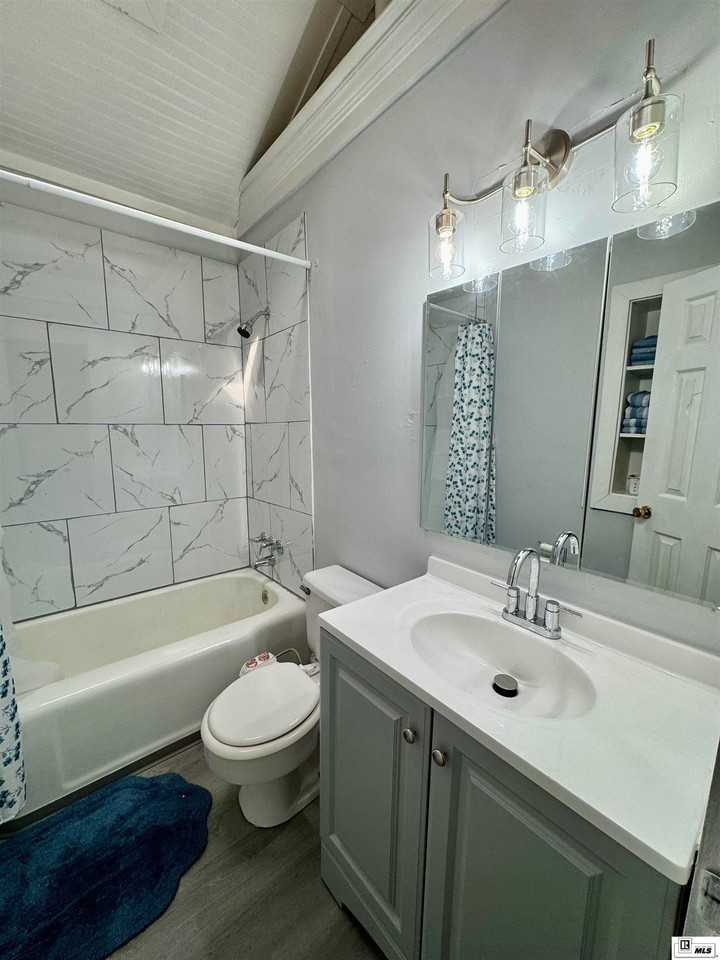 2417 N 9th St - Photo 7 of 8