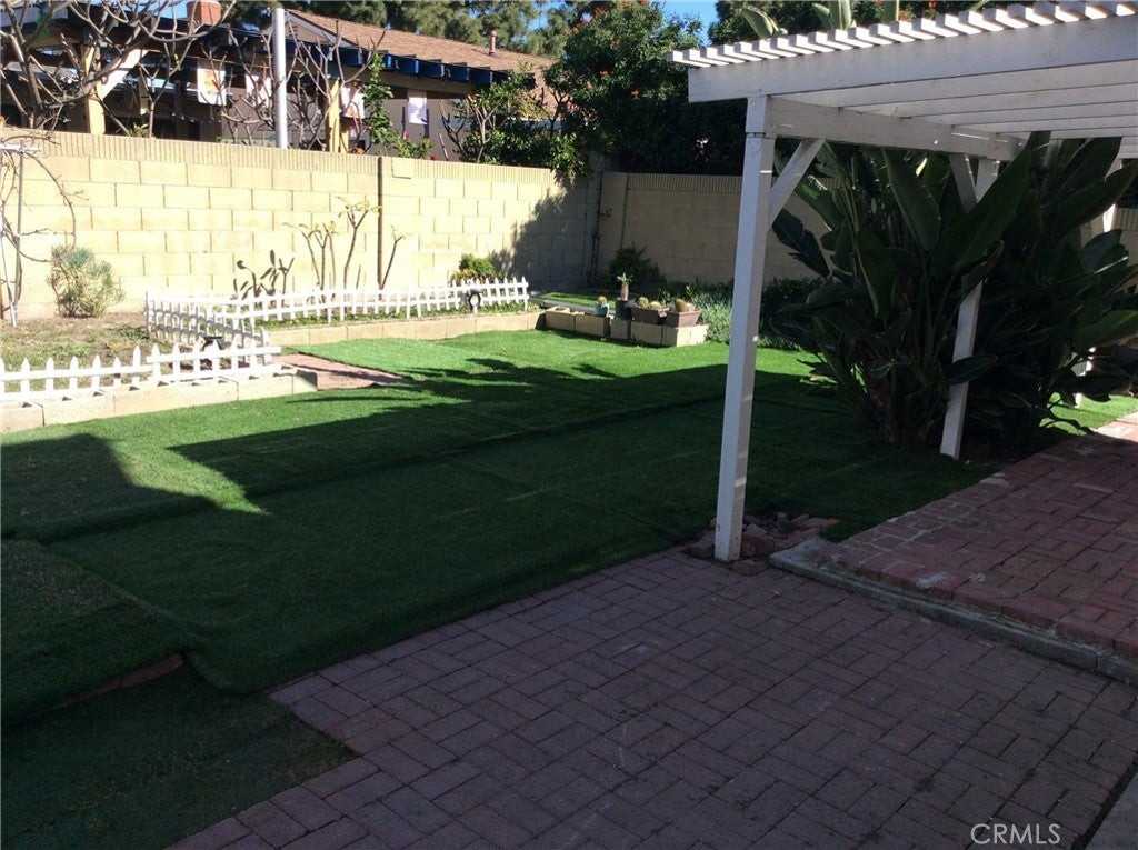 13053 Caravel St - Photo 3 of 25