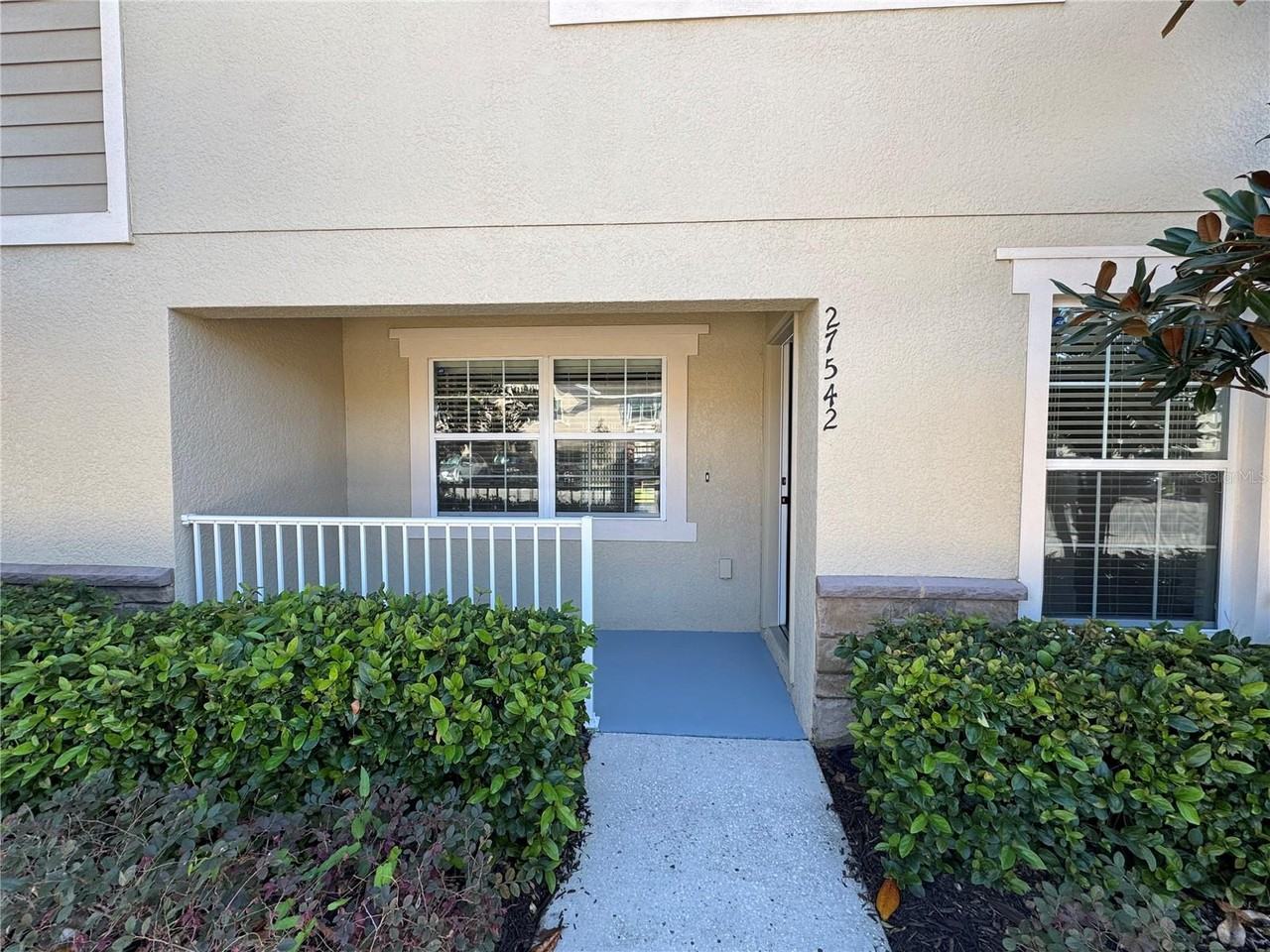 27542 Desert Willow Way - Photo 2 of 30