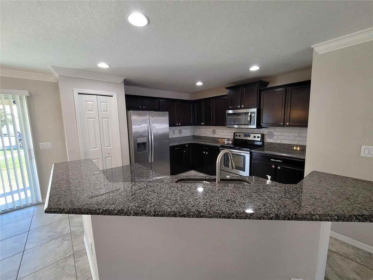 27542 Desert Willow Way - Photo 7 of 30