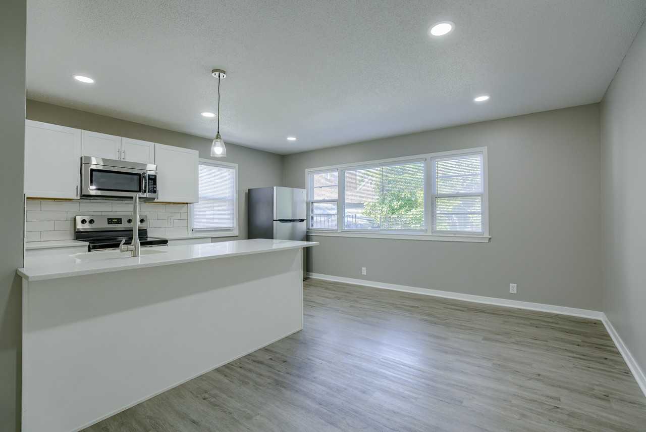 1008 S 29th St #3 - Photo 2 of 20