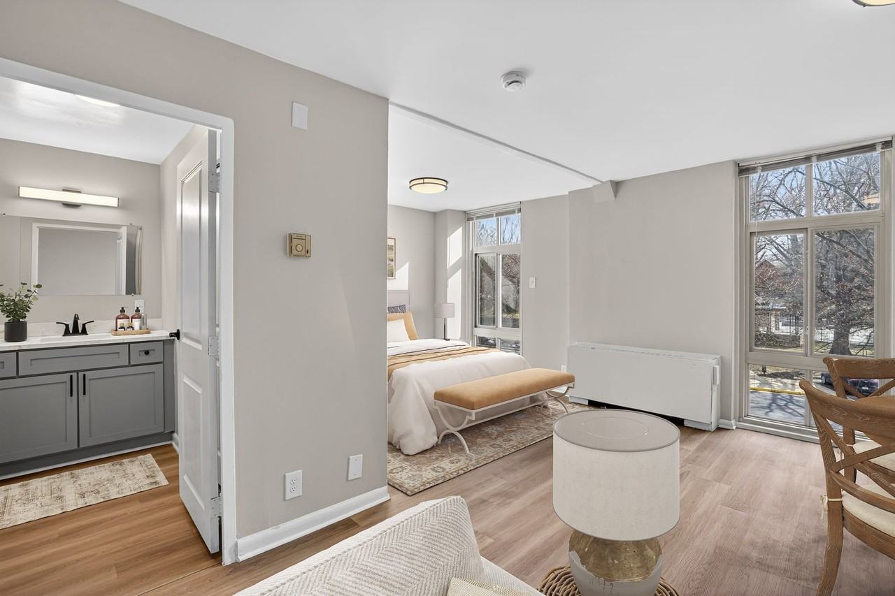 Merrill House Apartments - Photo 5 of 27