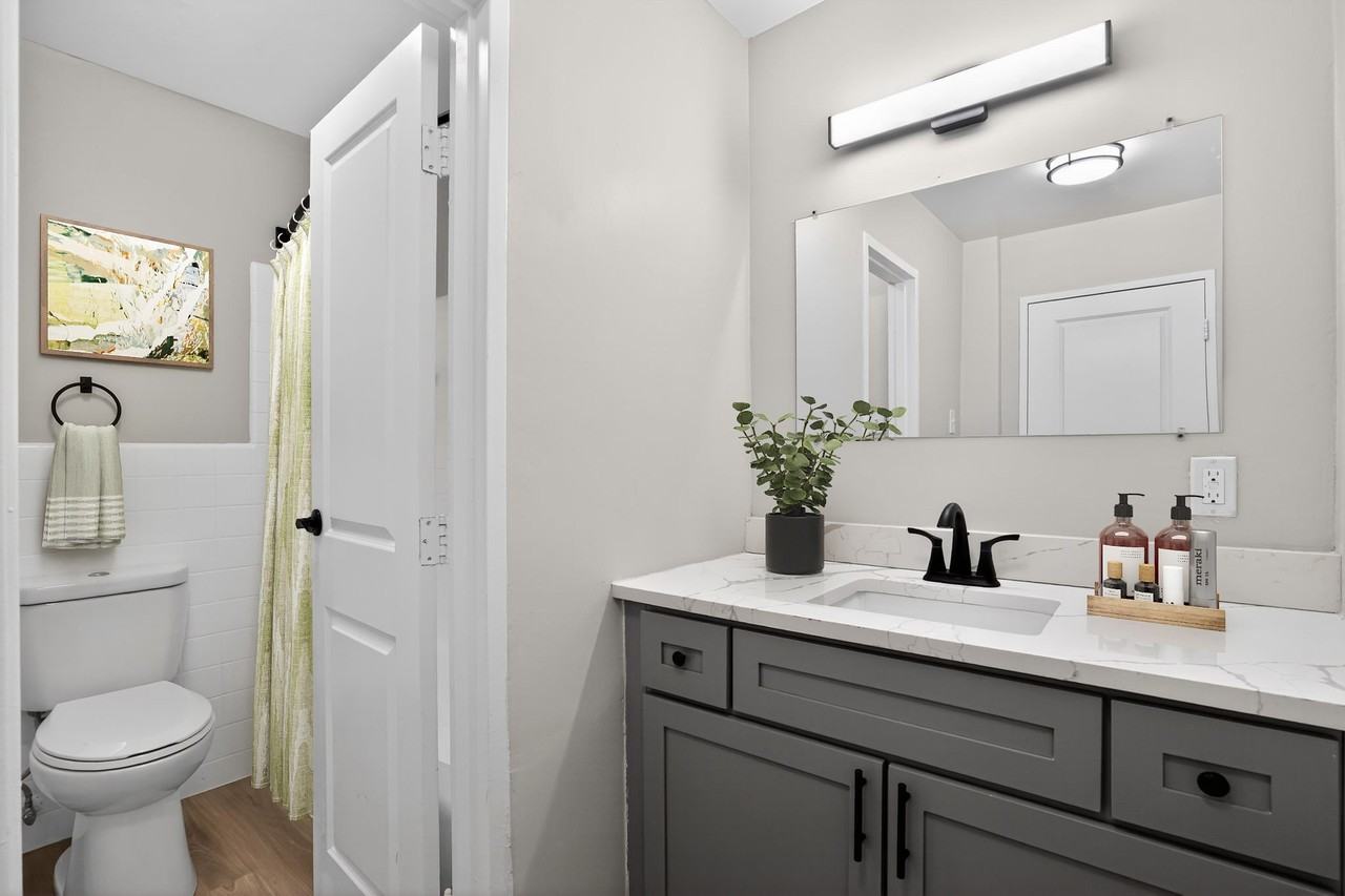 Merrill House Apartments - Photo 6 of 27