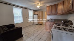 16 Battery St #4R - Photo 1 of 1