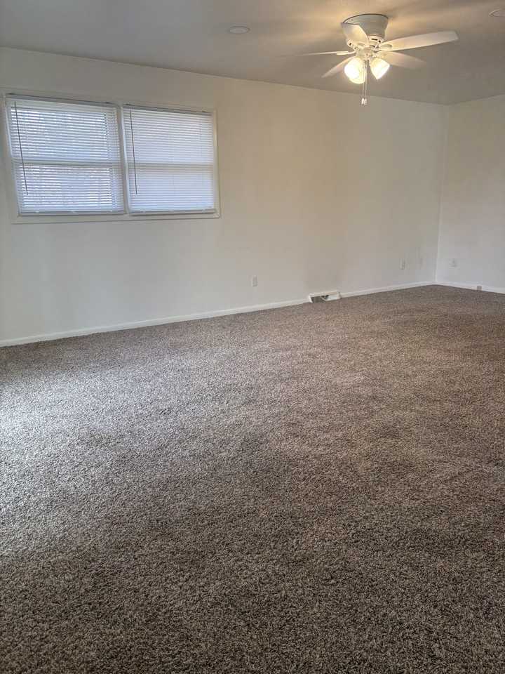 408 Amherst Dr #1 - Photo 2 of 7