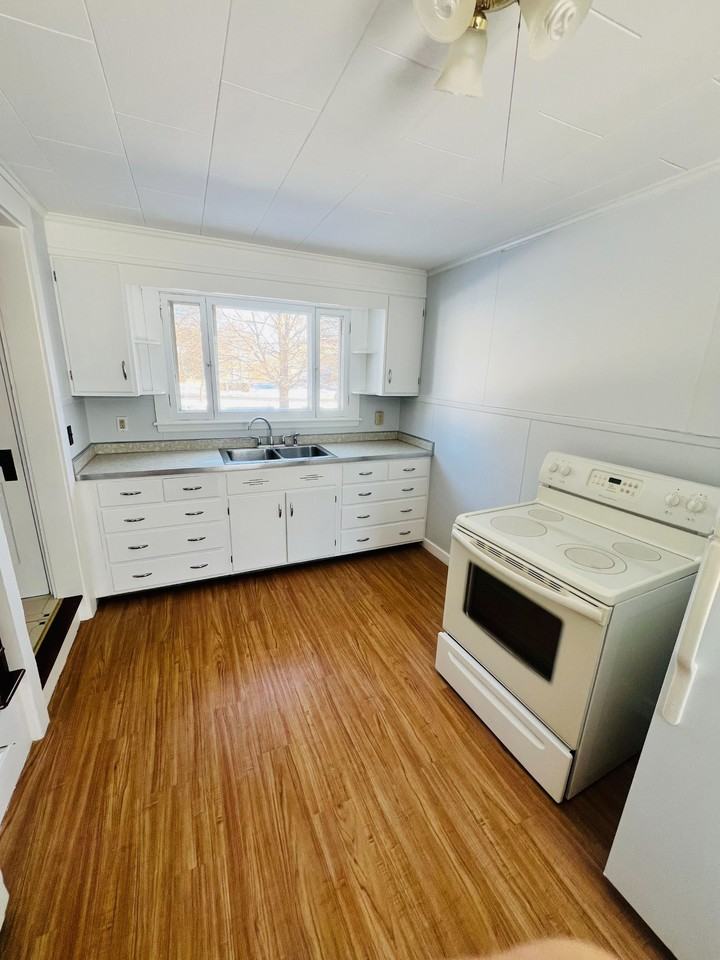 308 Union St #2 - Photo 7 of 17