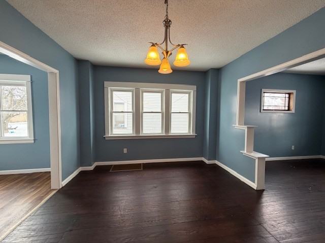 420 S Olive St #1 - Photo 5 of 24