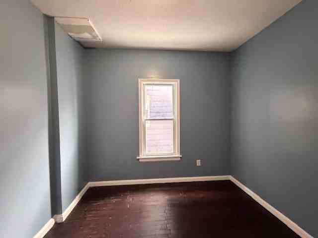 420 S Olive St #1 - Photo 7 of 24