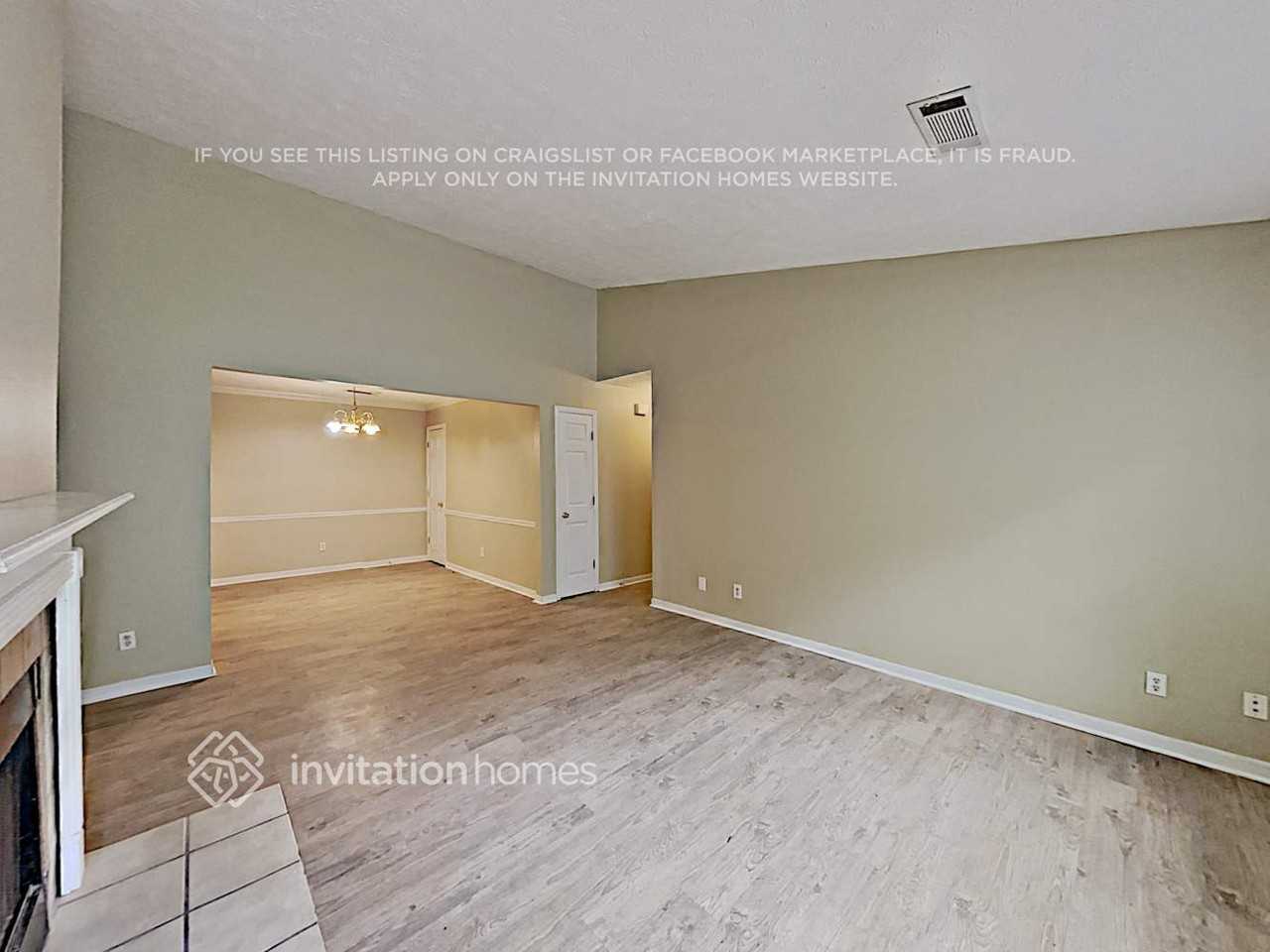 205 Kings Ct - Photo 4 of 13