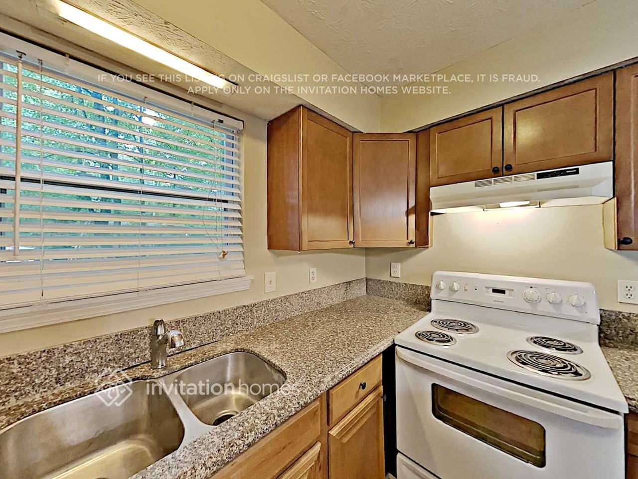 205 Kings Ct - Photo 6 of 13