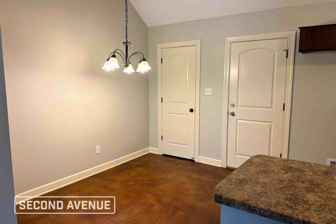 8943 Smith Ranch Dr - Photo 6 of 18