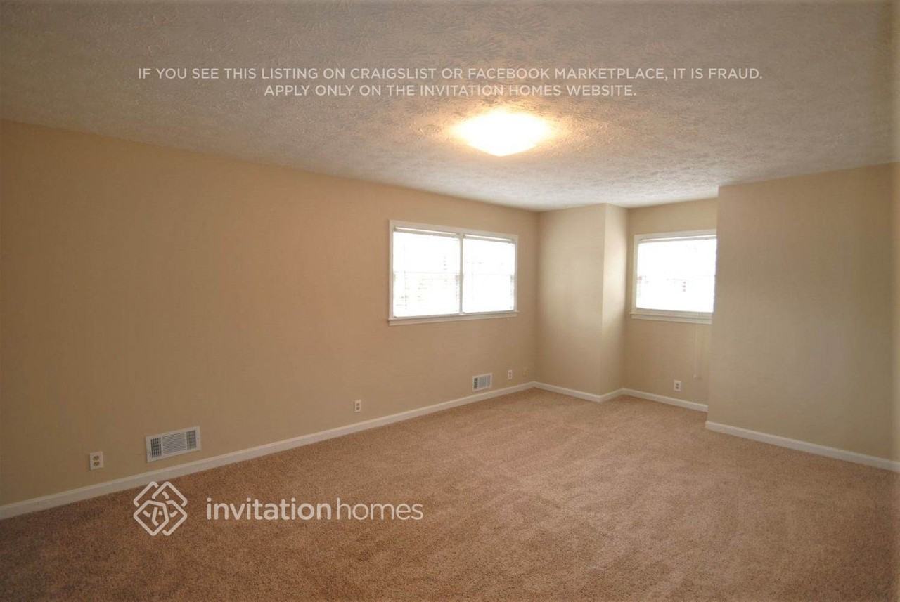 4226 Executive Dr - Photo 2 of 8