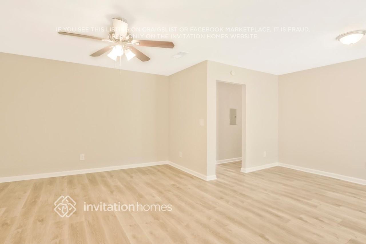 6423 Van Eyck Way - Photo 7 of 25