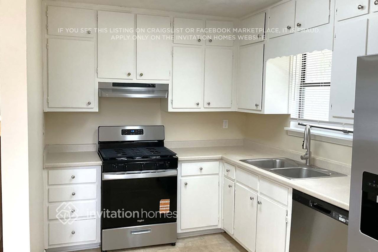 109 Cedar Ridge Trl - Photo 4 of 19