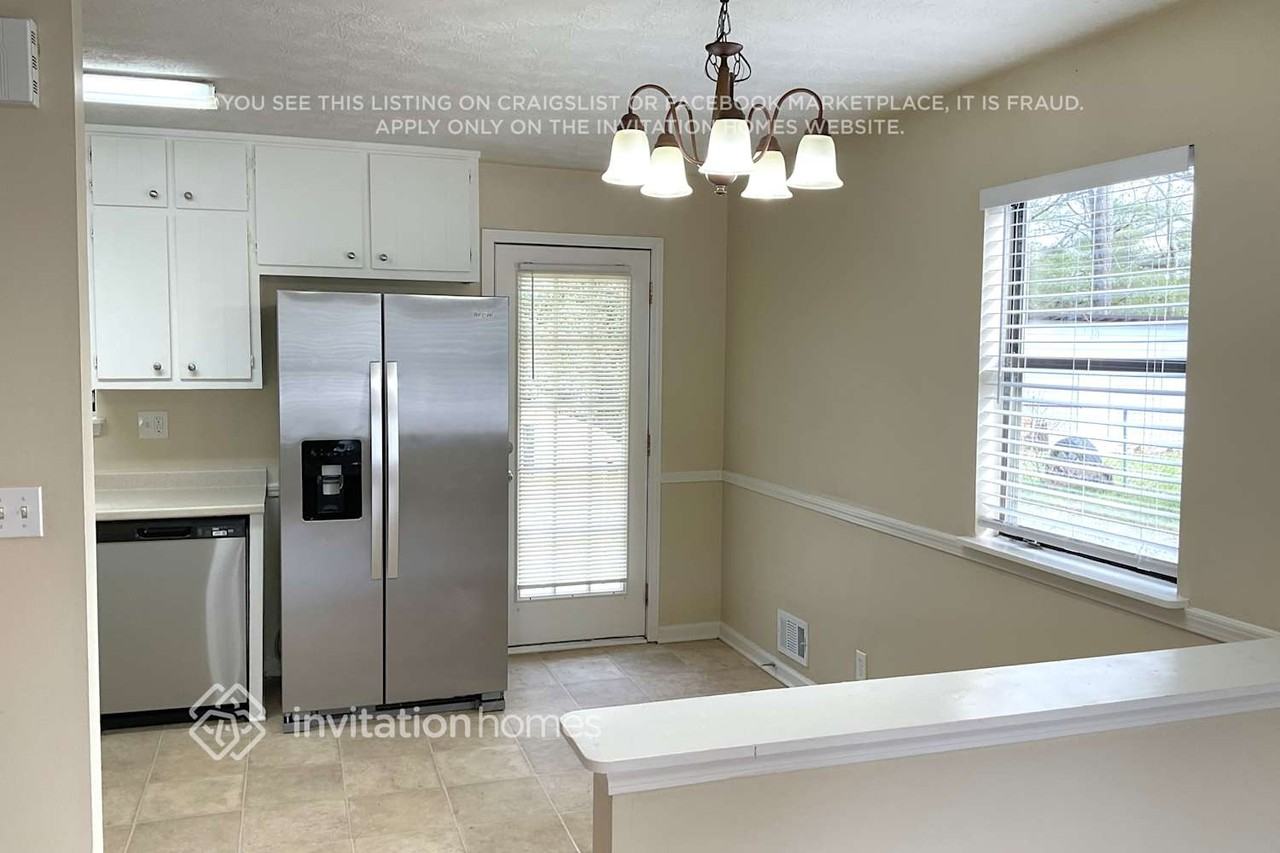 109 Cedar Ridge Trl - Photo 5 of 19