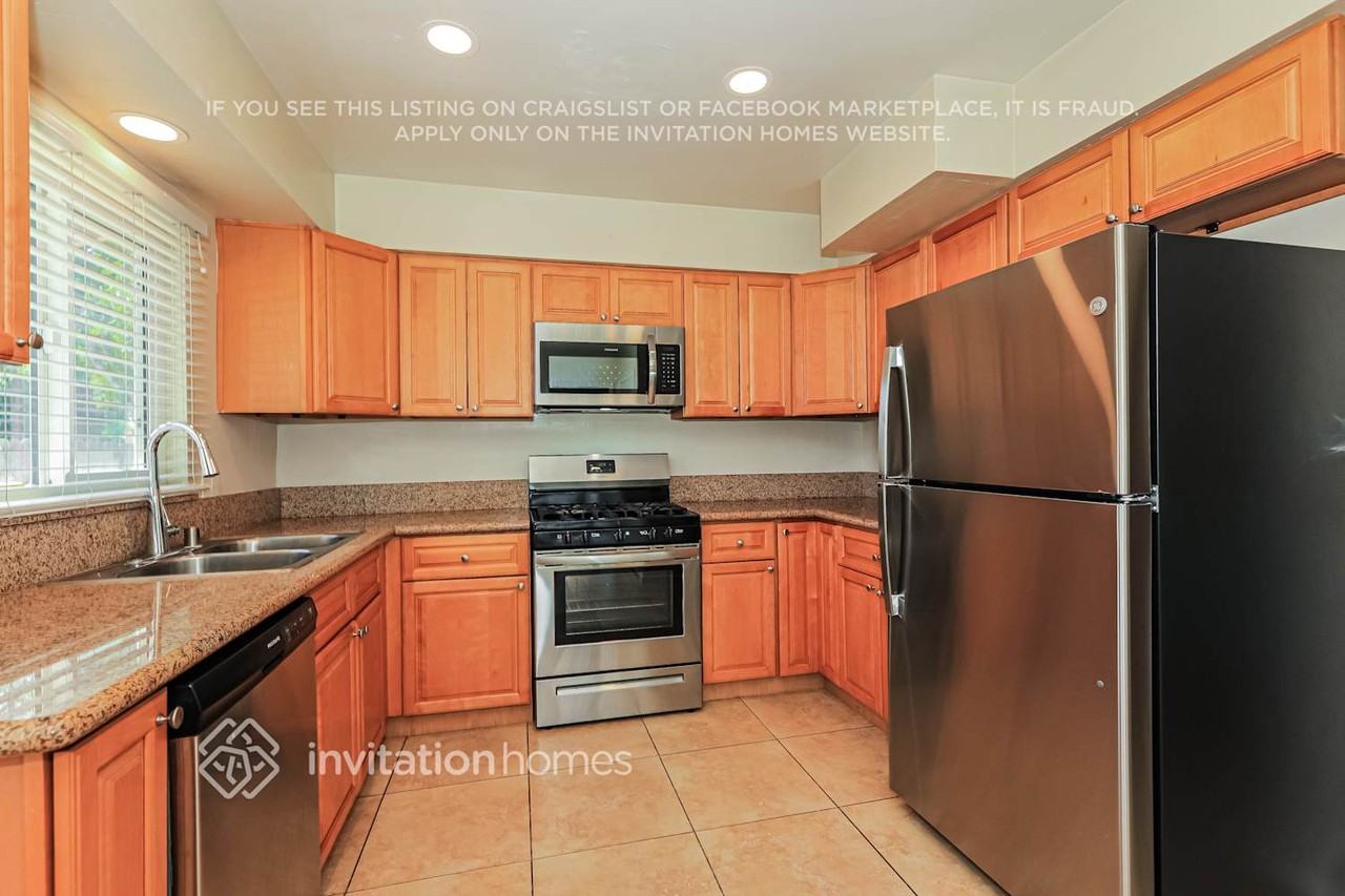 6602 Montclair Dr - Photo 7 of 17