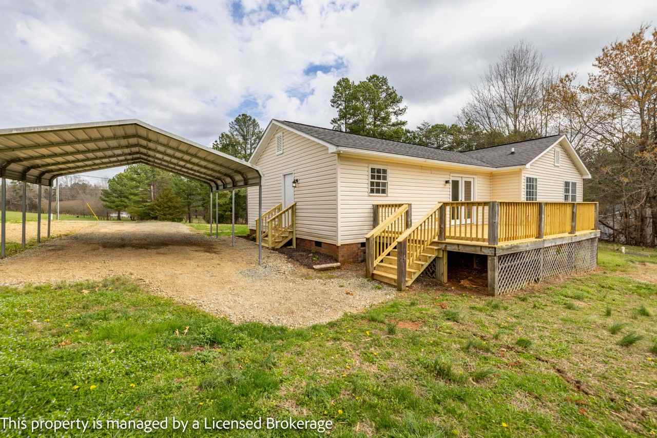 6323 Old Beatty Ford Rd #1 - Photo 4 of 35