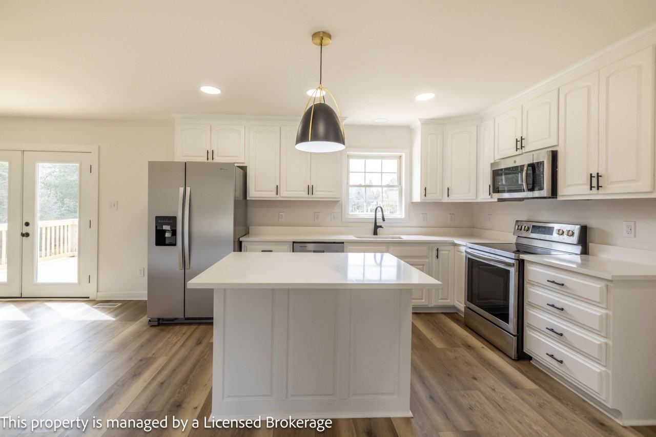 6323 Old Beatty Ford Rd #1 - Photo 7 of 35