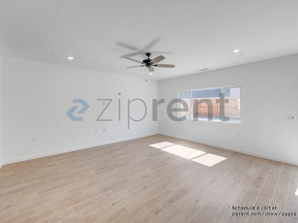 1753 N Mitchell St - Photo 5 of 28