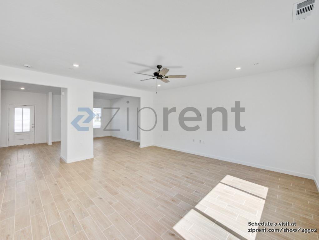 1753 N Mitchell St - Photo 7 of 28