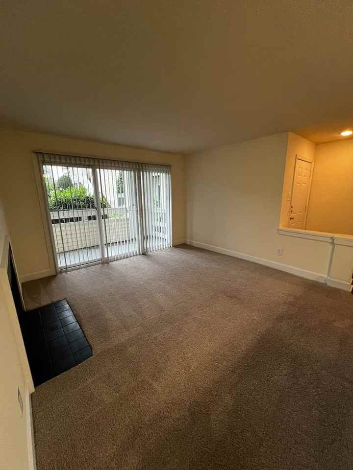 Apartments at Sunset - Photo 5 of 9