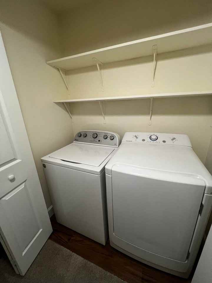 Apartments at Sunset - Photo 6 of 9