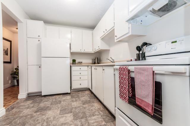 40-45-50-55 Charles-Albanel Street - Photo 3 of 10