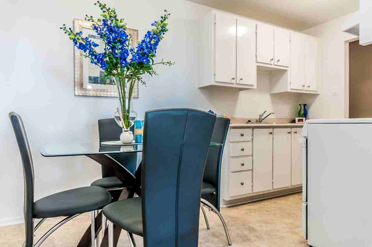 40-45-50-55 Charles-Albanel Street - Photo 7 of 10