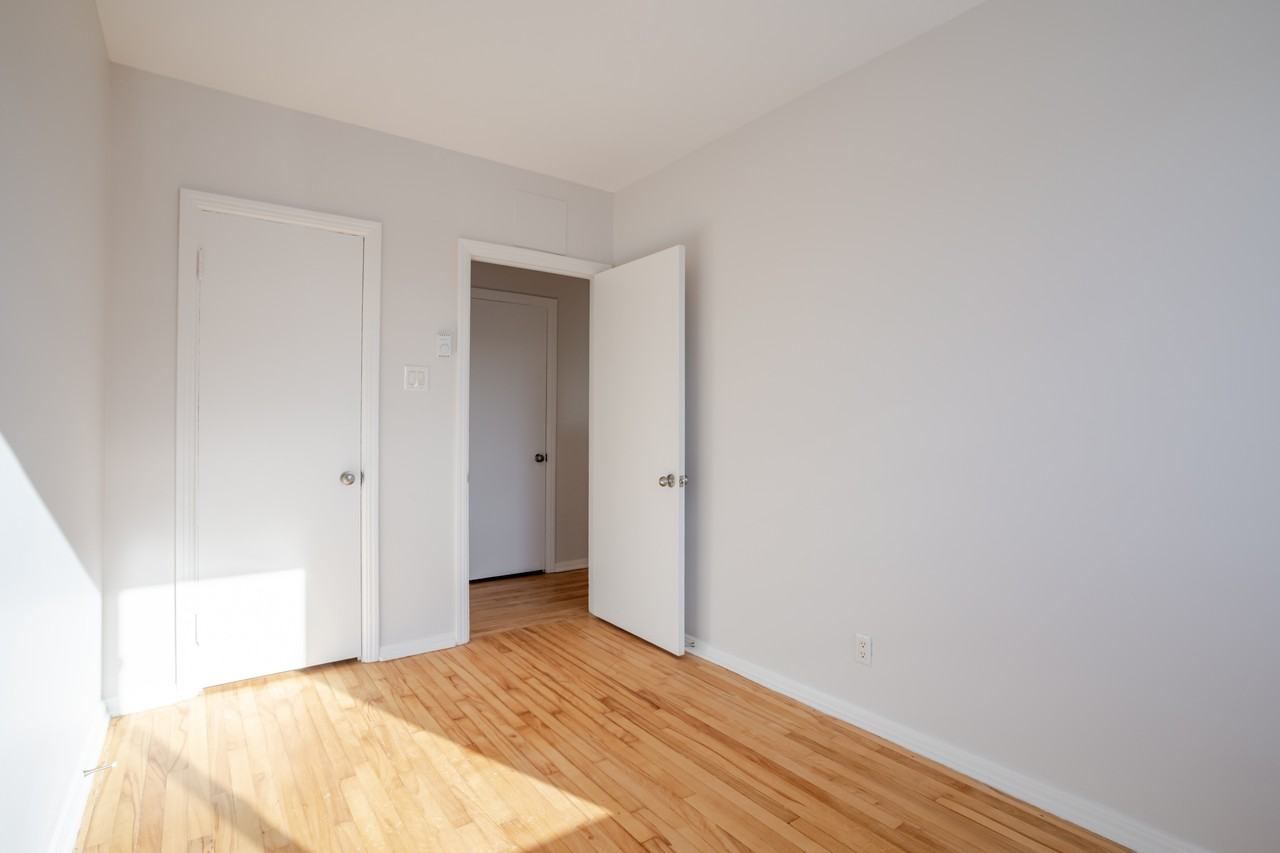 265 Riverside - Photo 2 of 23