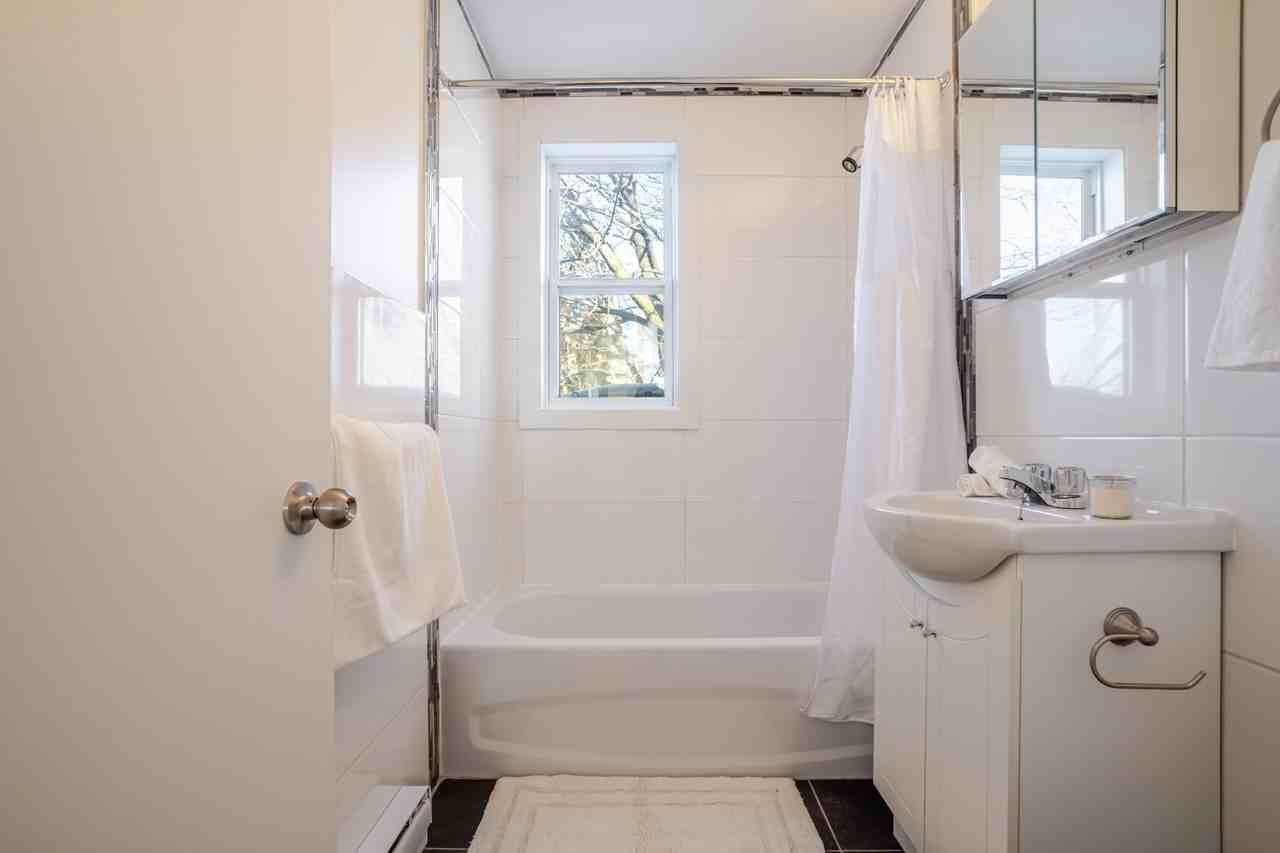 265 Riverside - Photo 6 of 23