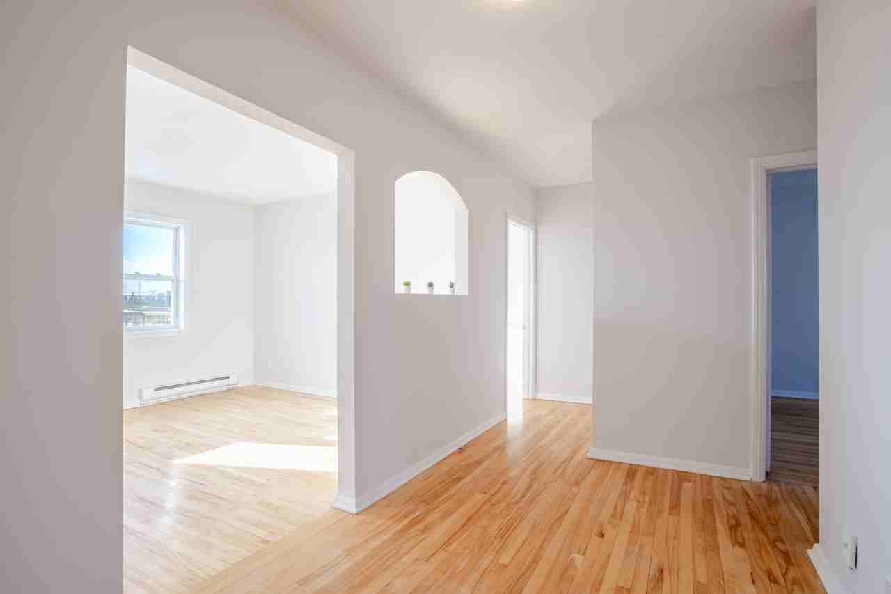 265, rue Riverside - Photo 7 of 19