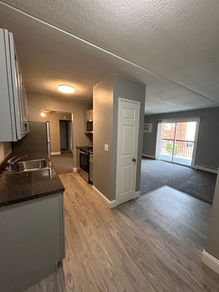 Presidential square apartments - Photo 3 of 37