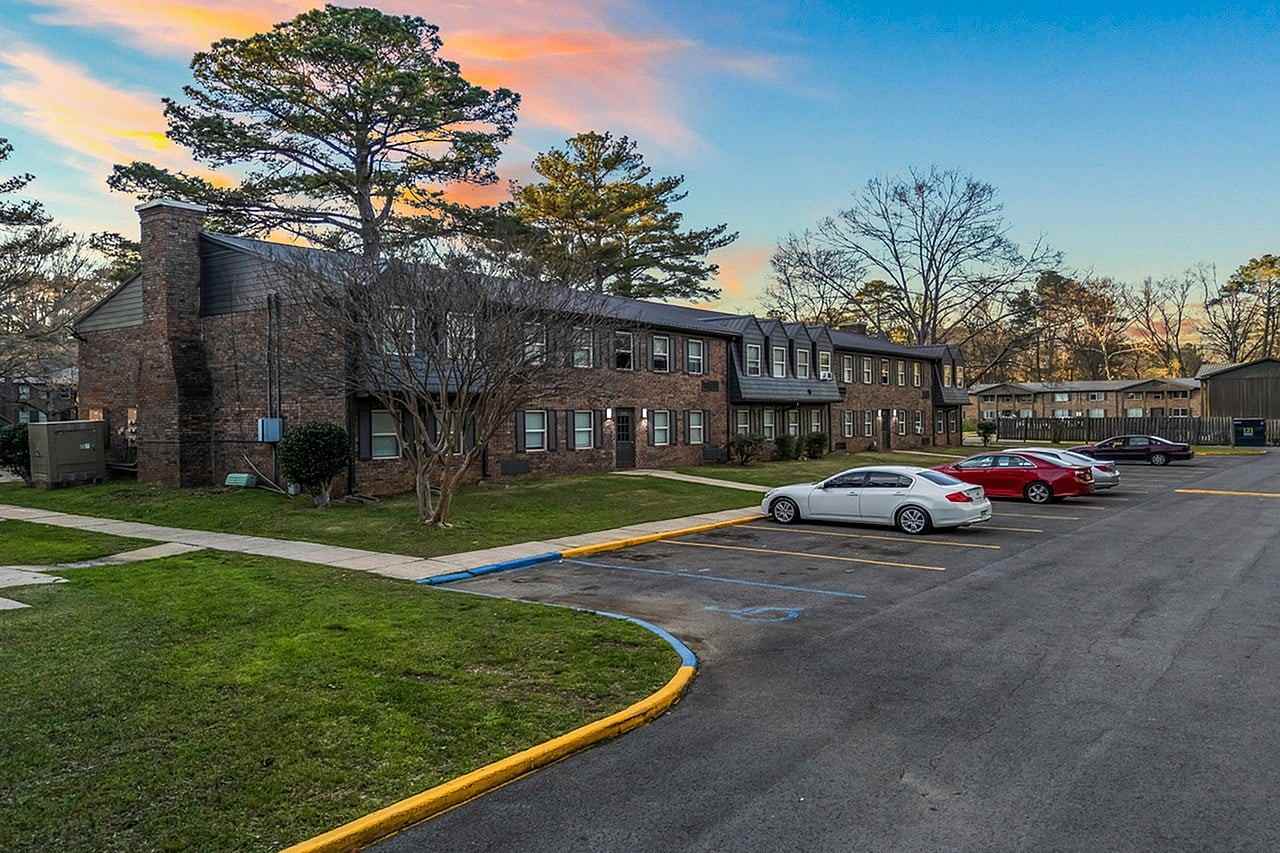 Pineview - Photo 5 of 27