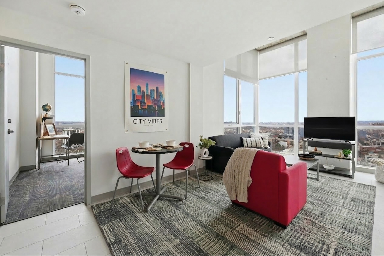 The William Thomas - Photo 7 of 25