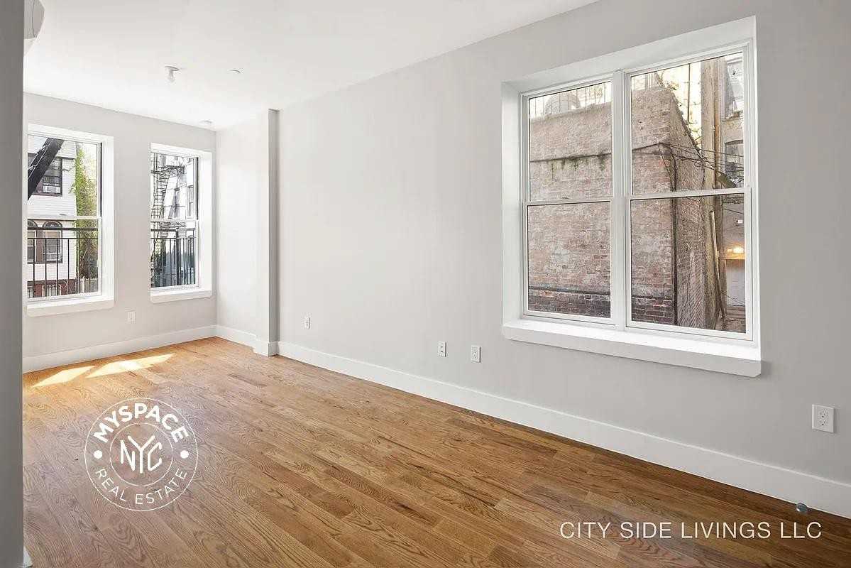 1354 Jefferson Ave #2A - Photo 3 of 7