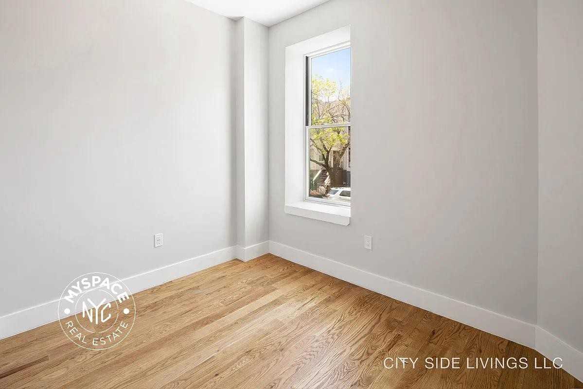 1354 Jefferson Ave #2A - Photo 4 of 7