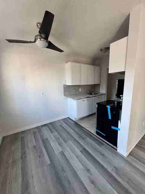 92 Robinson Street - Photo 4 of 19