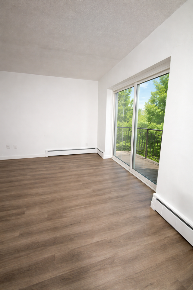 92 Robinson Street - Photo 5 of 28