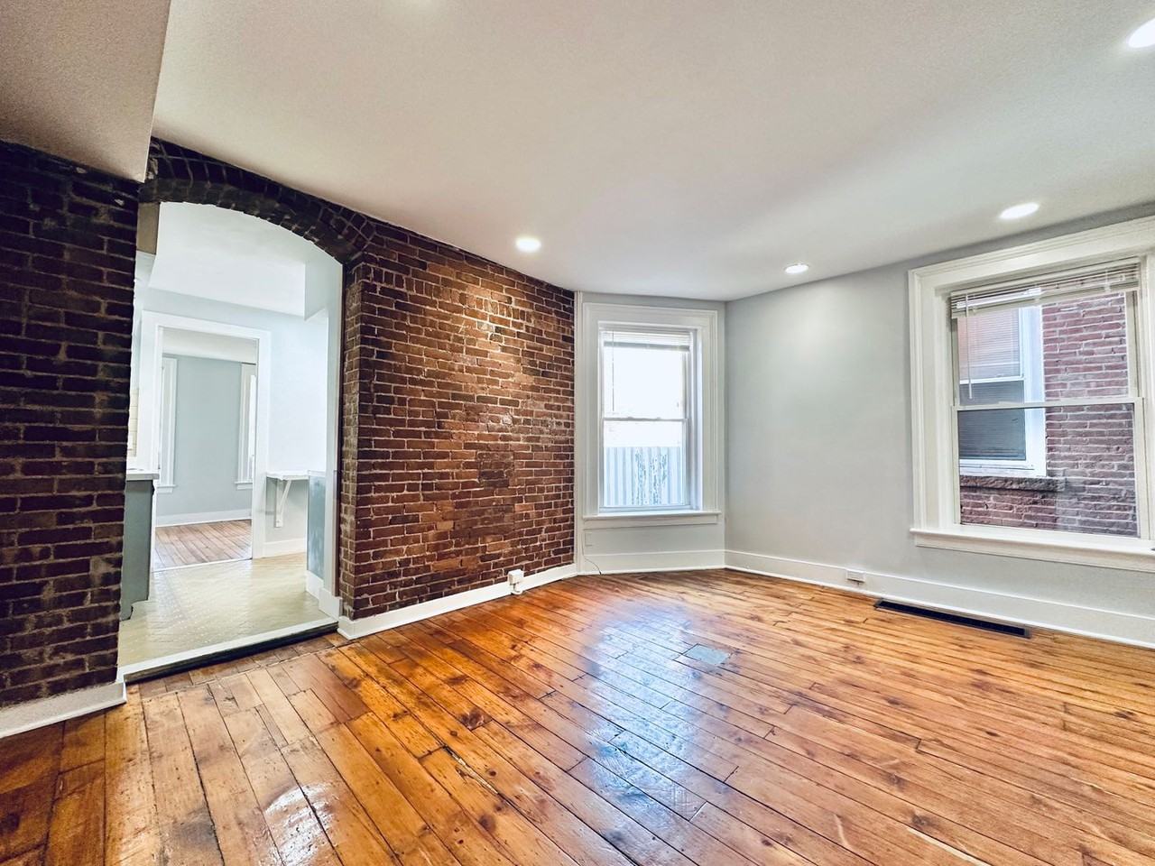 166-168 Park Street - Photo 2 of 12