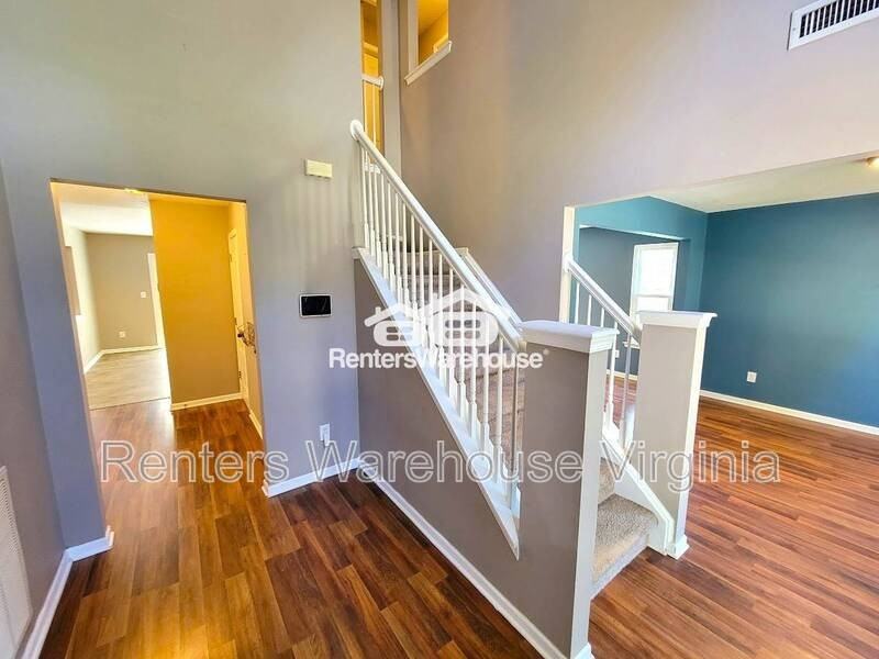 2135 Sunset Maple Ln - Photo 3 of 38