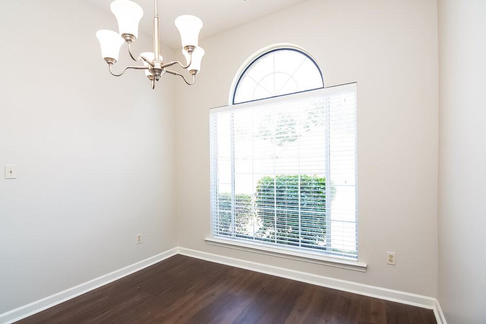 5636 Sycamore Woods Dr - Photo 4 of 15